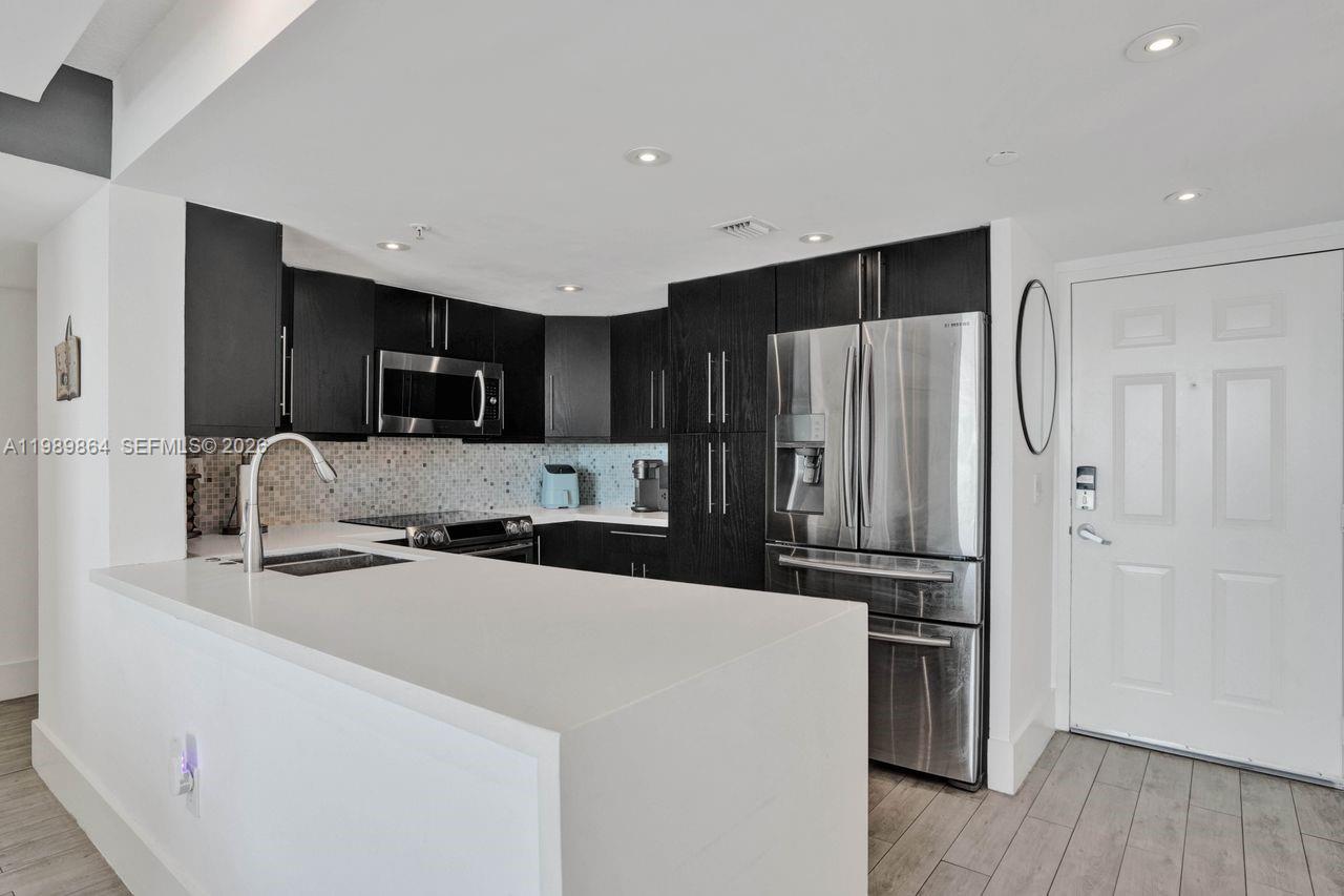 3000 Coral Way #1114, Miami FL 33145