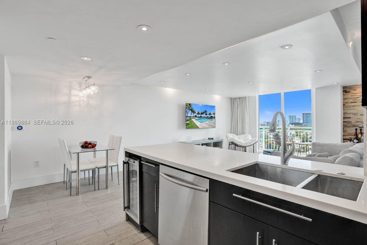 3000 Coral Way #1114, Miami FL 33145