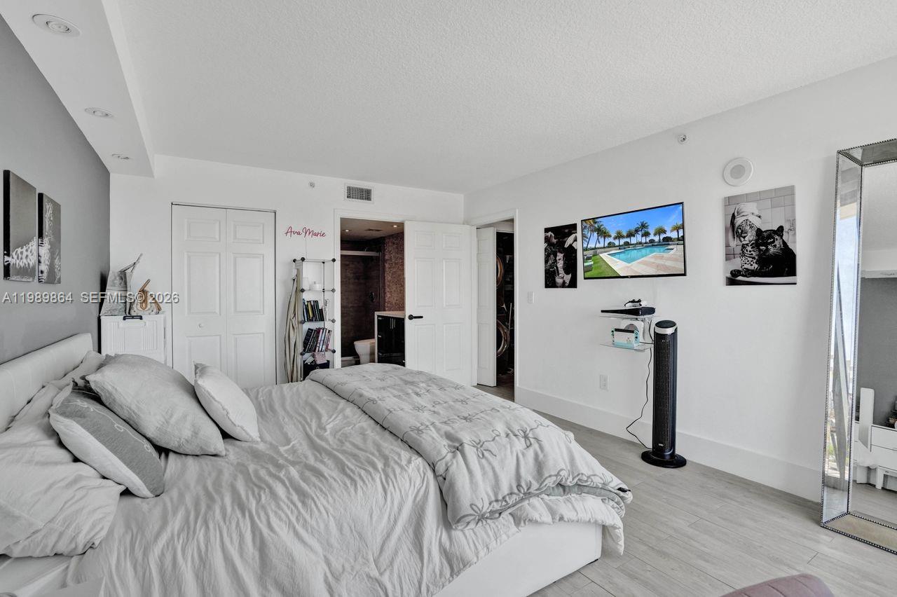 3000 Coral Way #1114, Miami FL 33145
