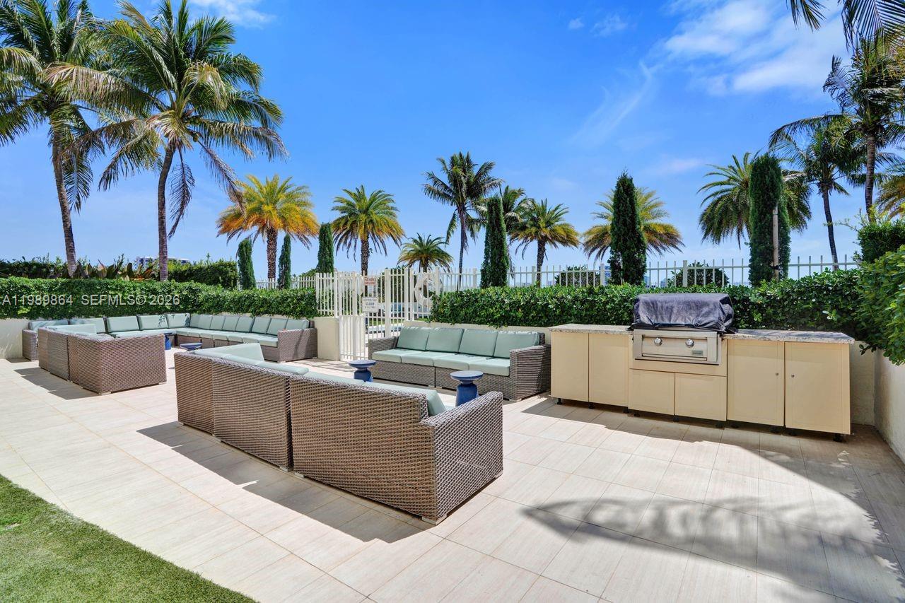 3000 Coral Way #1114, Miami FL 33145