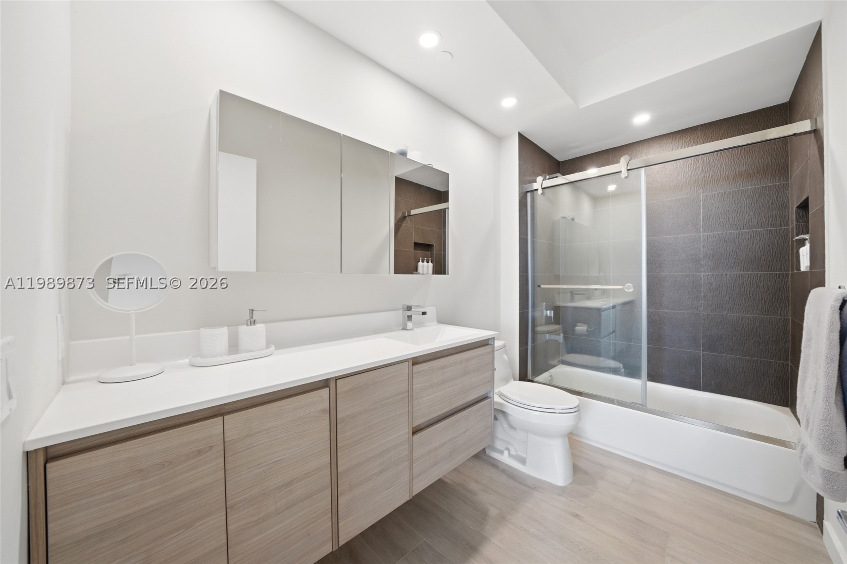 3801 NE 207th St #1203, Aventura FL 33180