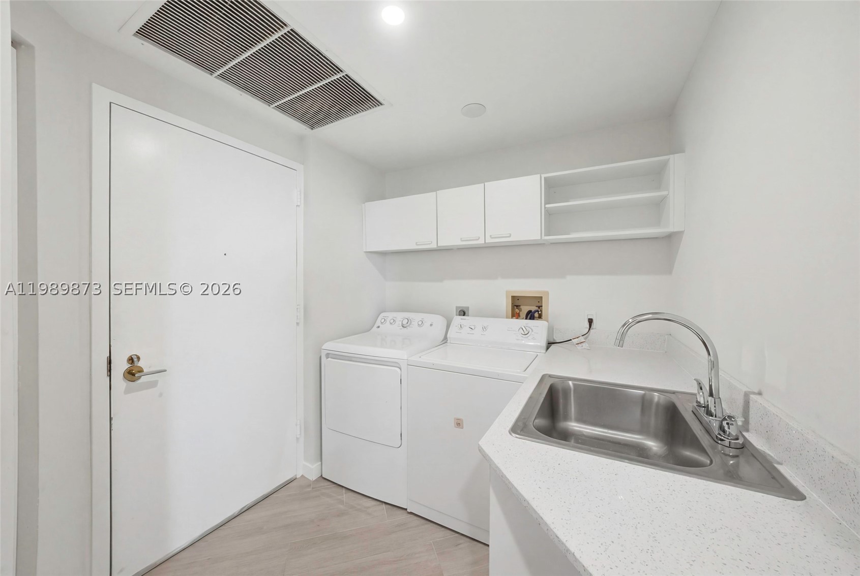 3801 NE 207th St #1203, Aventura FL 33180
