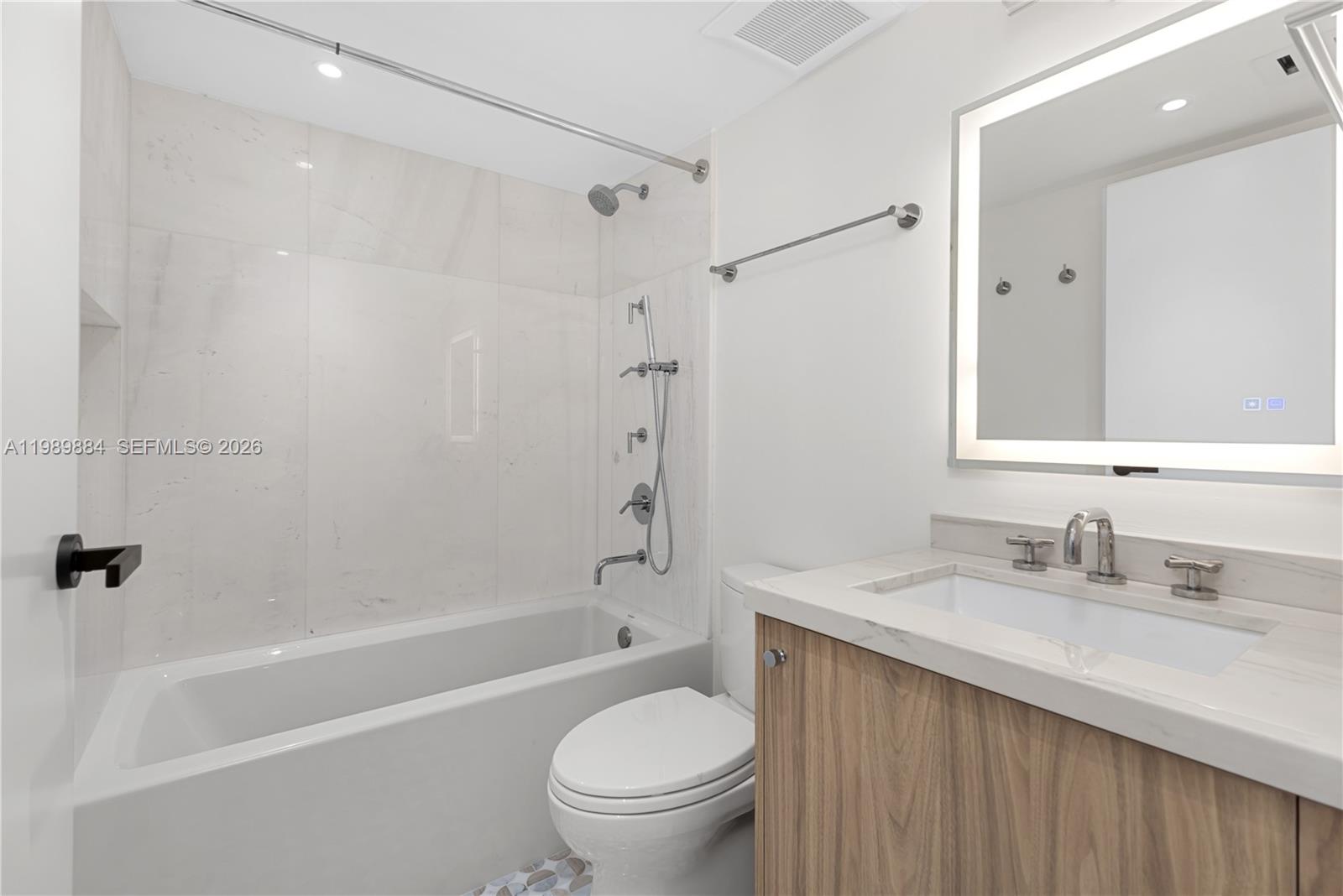 1800 Sunset Harbour Dr #1102/4, Miami Beach FL 33139