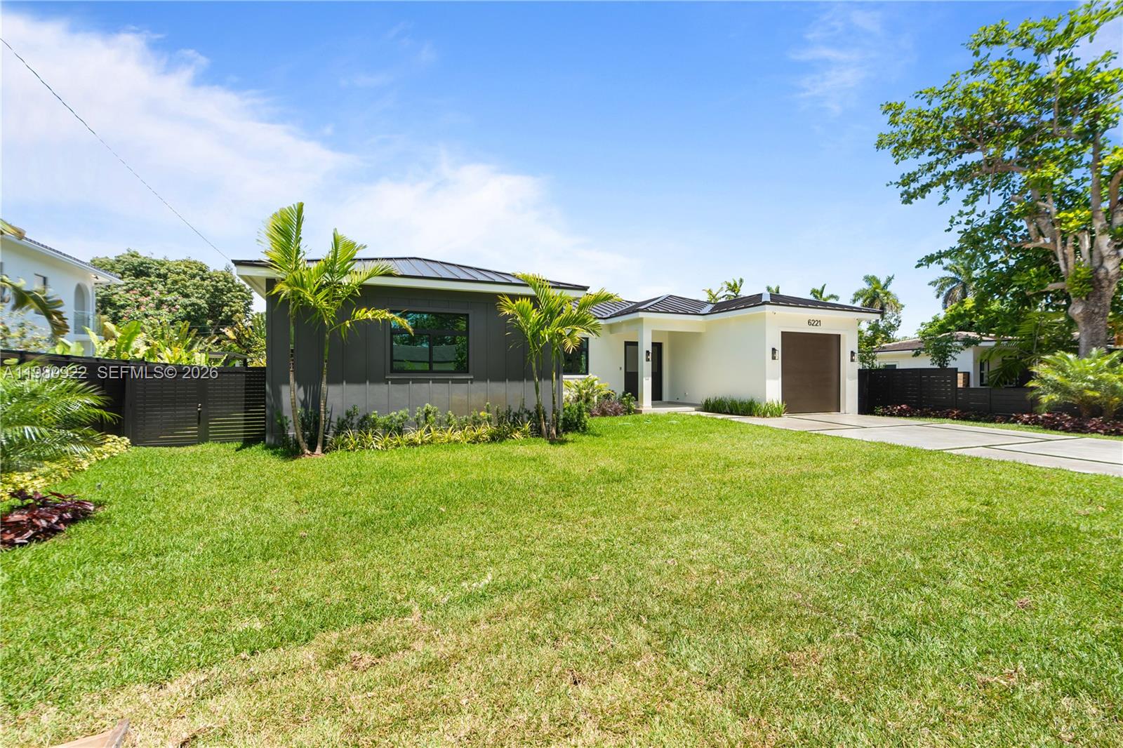 6221 SW 60th St, South Miami FL 33143