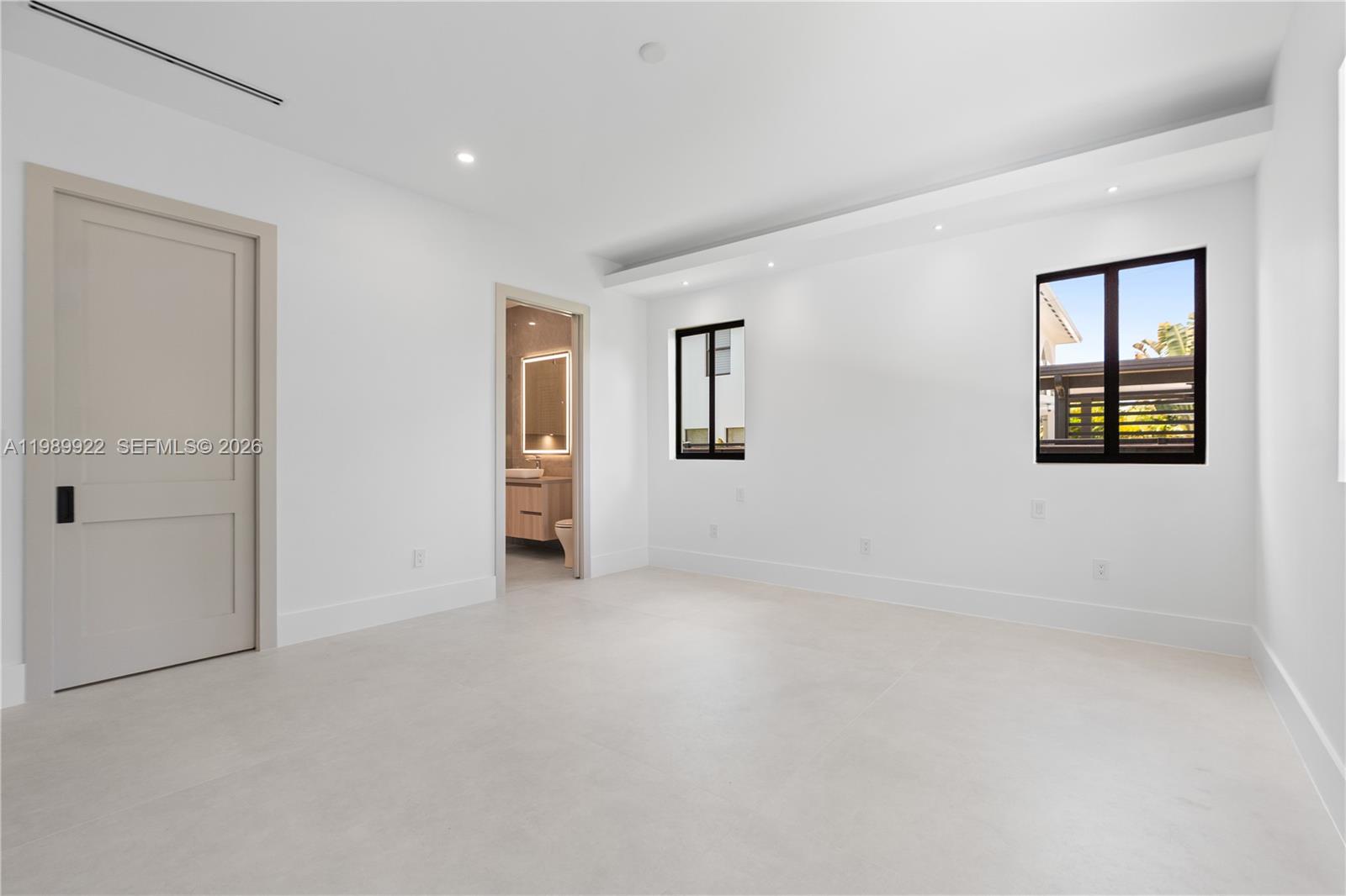 6221 SW 60th St, South Miami FL 33143