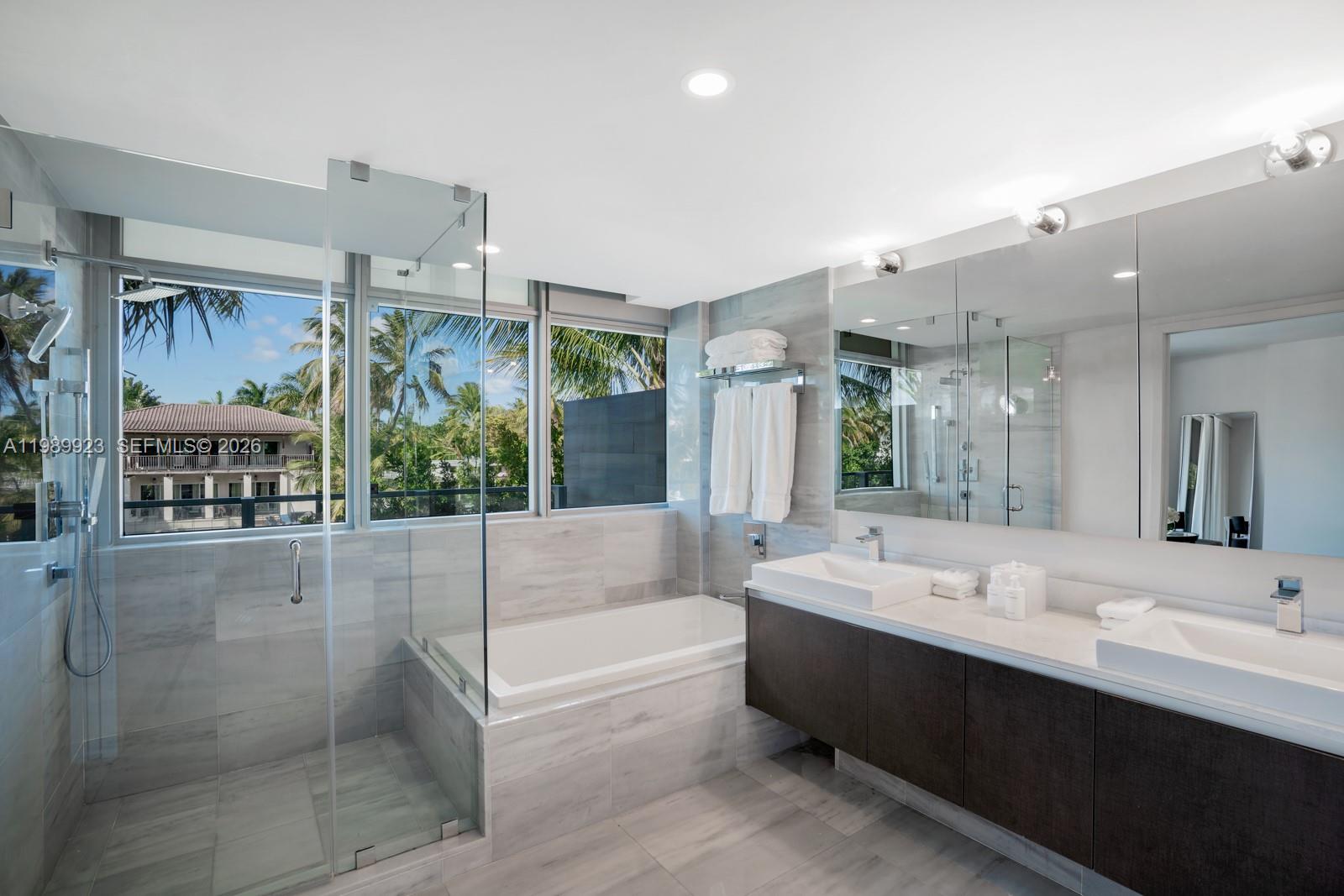 1201 20th St #301, Miami Beach FL 33139