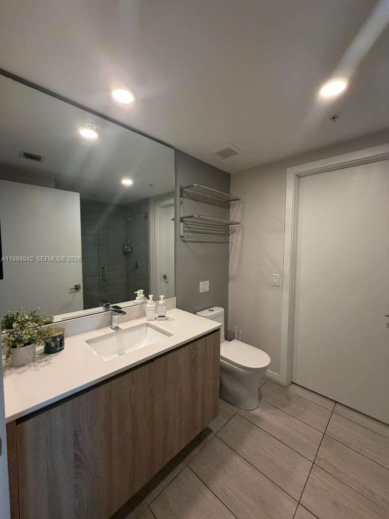 3900 Biscayne Blvd #S-716, Miami FL 33137