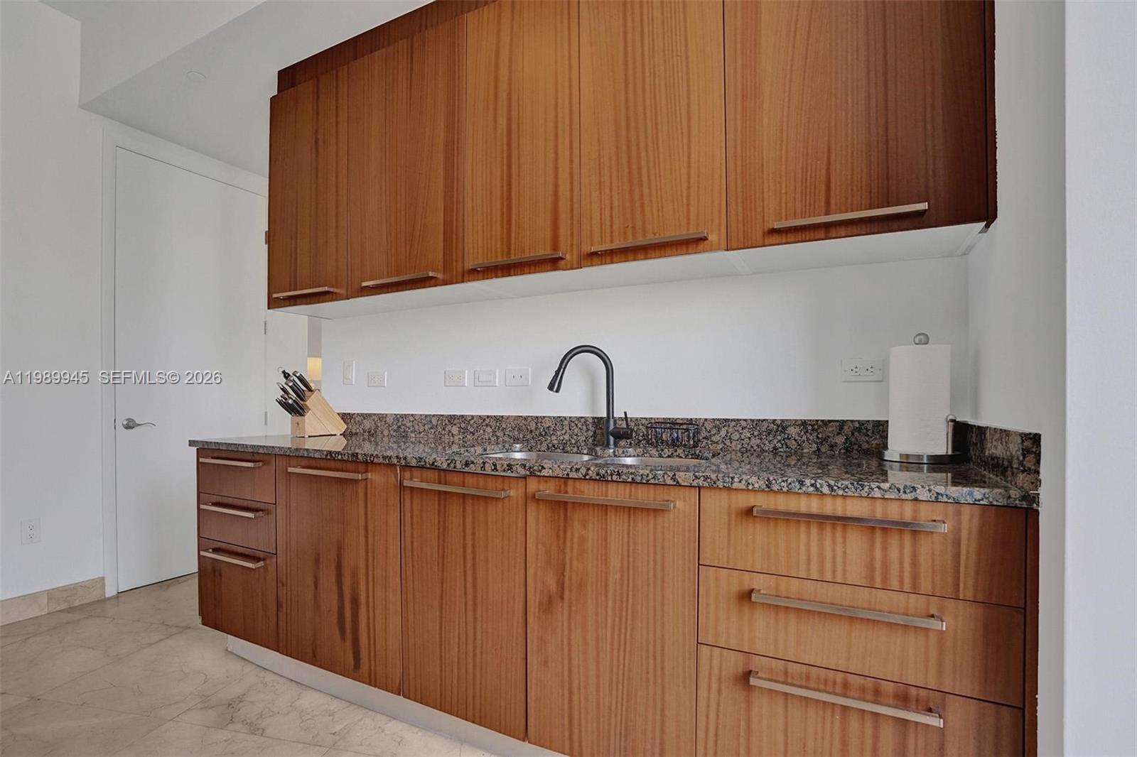 16001 Collins Ave #805, Sunny Isles Beach FL 33160