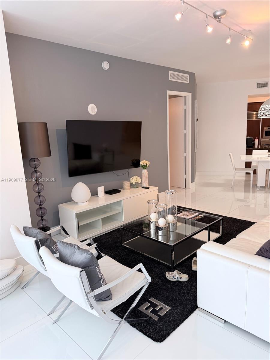 15811 Collins Ave #1803, Sunny Isles Beach FL 33160