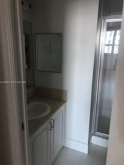 1155 BRICKELL BAY DR #2309, Miami FL 33131