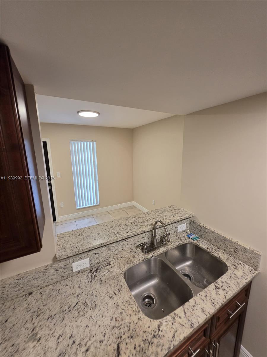 1990 NW 4th Ct #7, Miami FL 33136