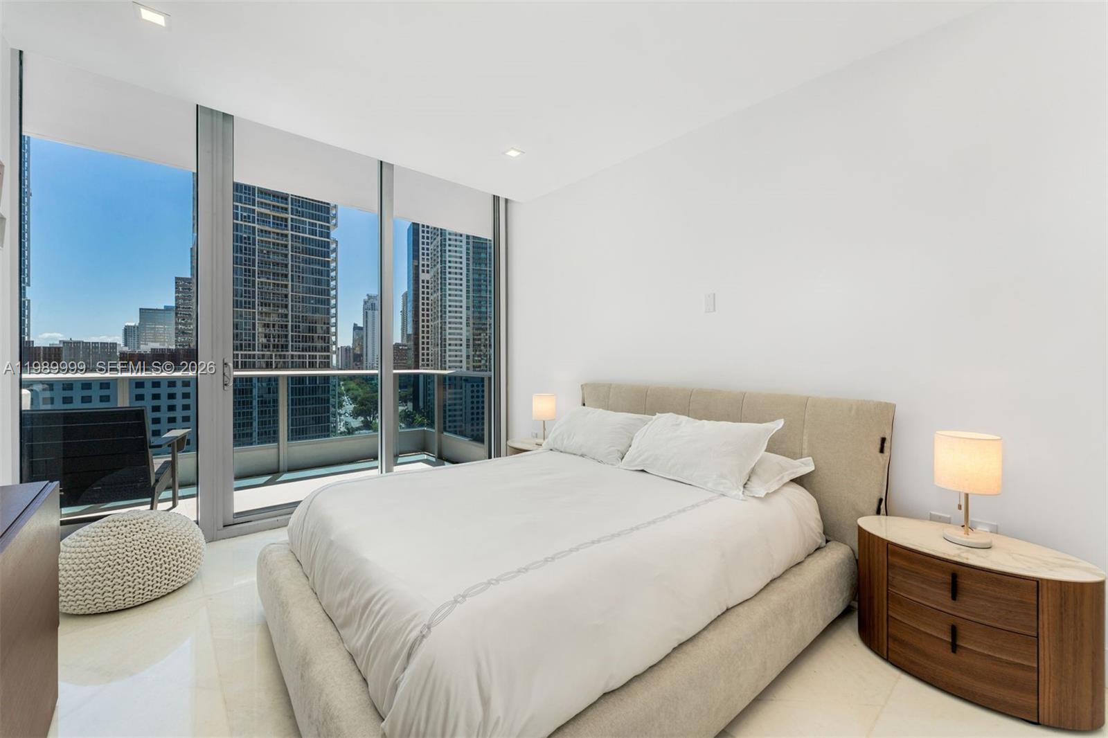 200 Biscayne Boulevard Way #1406, Miami FL 33131
