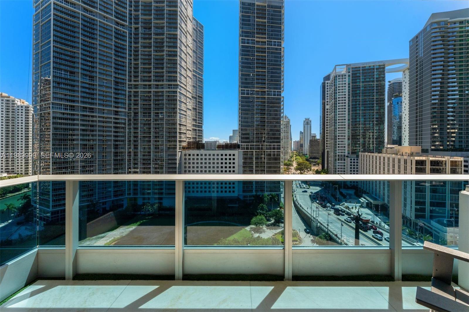 200 Biscayne Boulevard Way #1406, Miami FL 33131