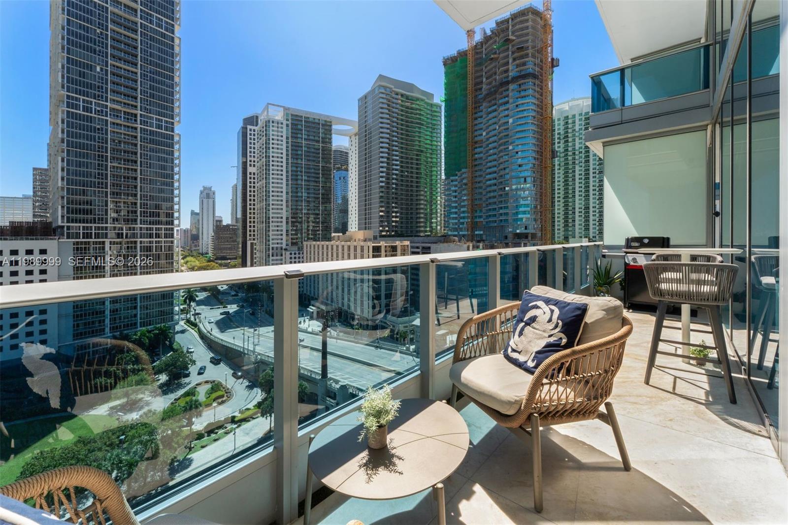 200 Biscayne Boulevard Way #1406, Miami FL 33131