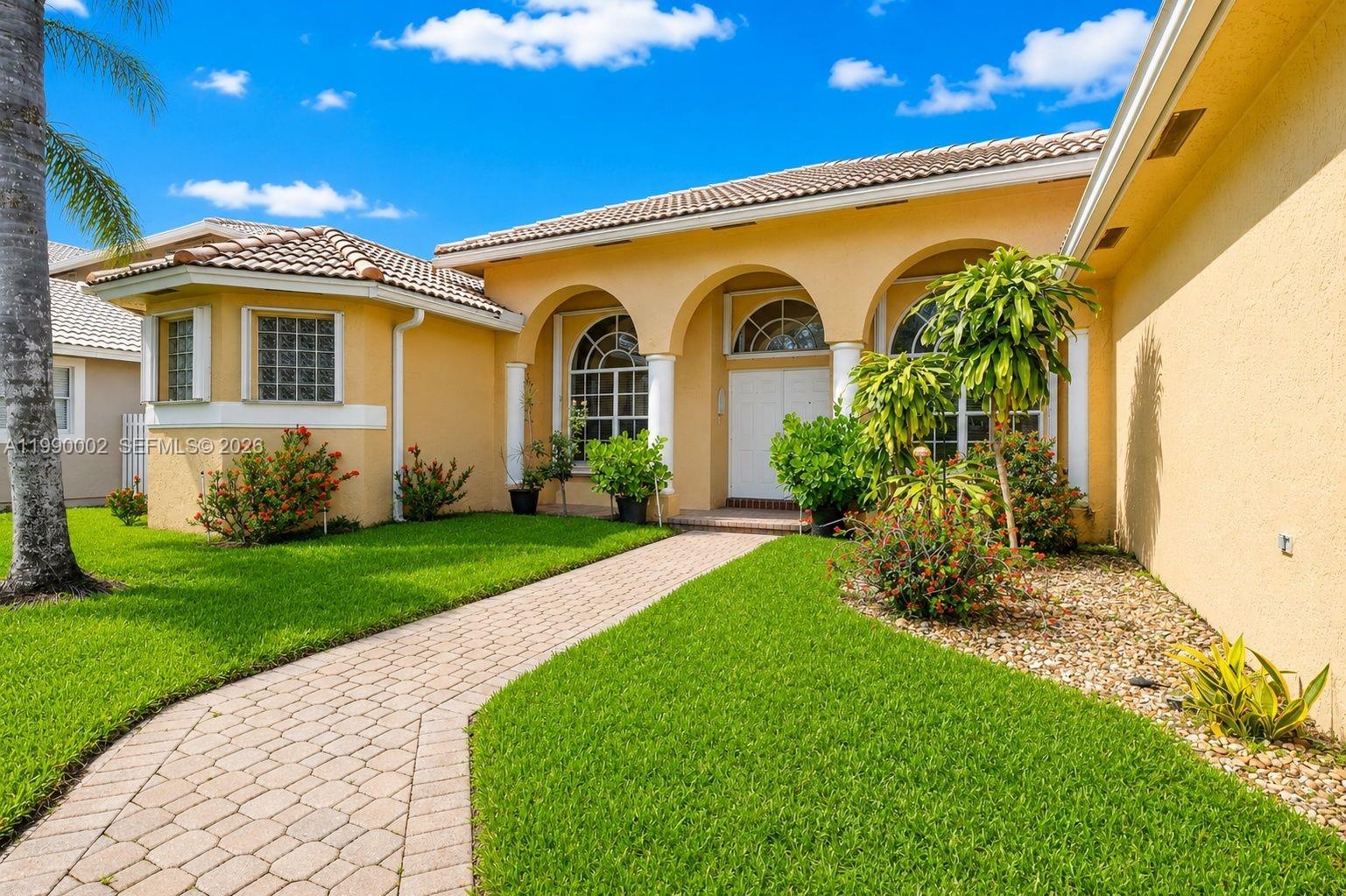 1845 NW 139th Ter, Pembroke Pines FL 33028