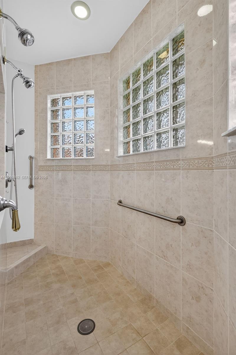 1845 NW 139th Ter, Pembroke Pines FL 33028