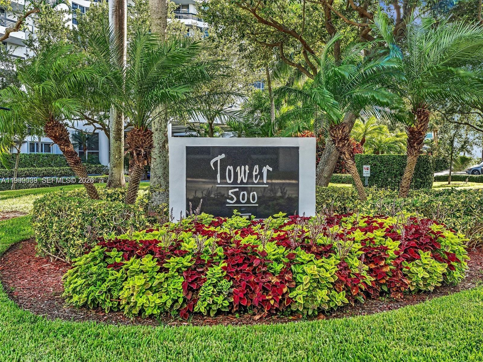 3530 Mystic Pointe Dr #114, Aventura FL 33180