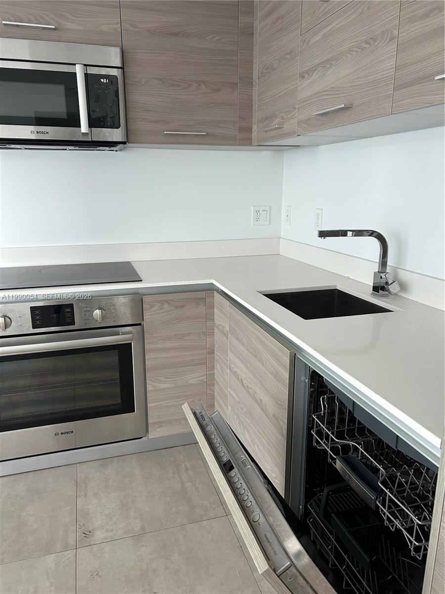 1300 S Miami Ave #1607, Miami FL 33130