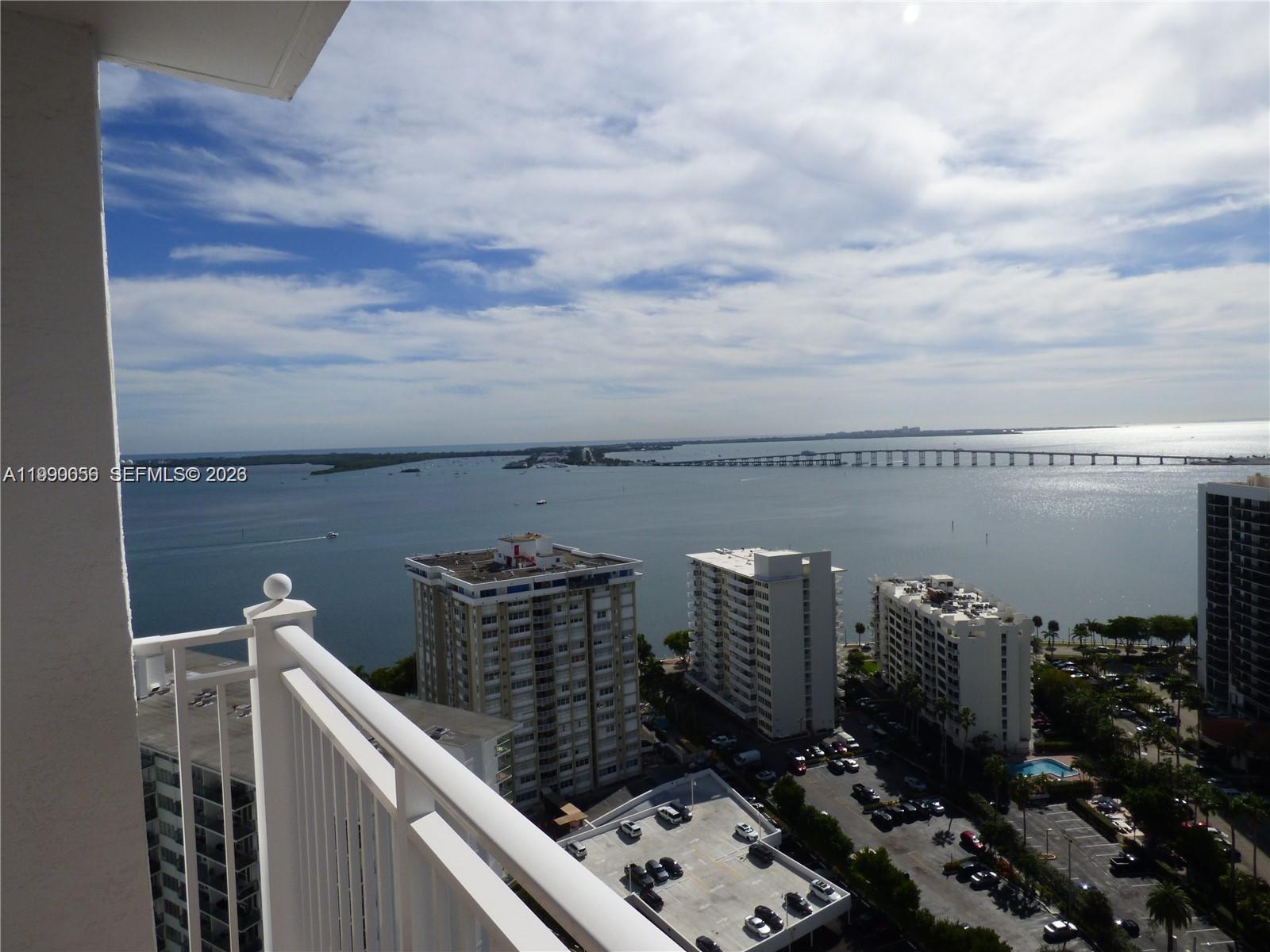 185 SE 14th Ter #2504, Miami FL 33131