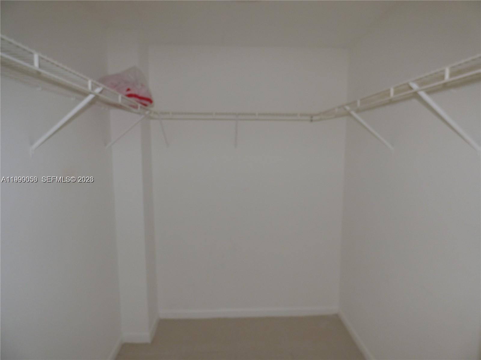 185 SE 14th Ter #2504, Miami FL 33131
