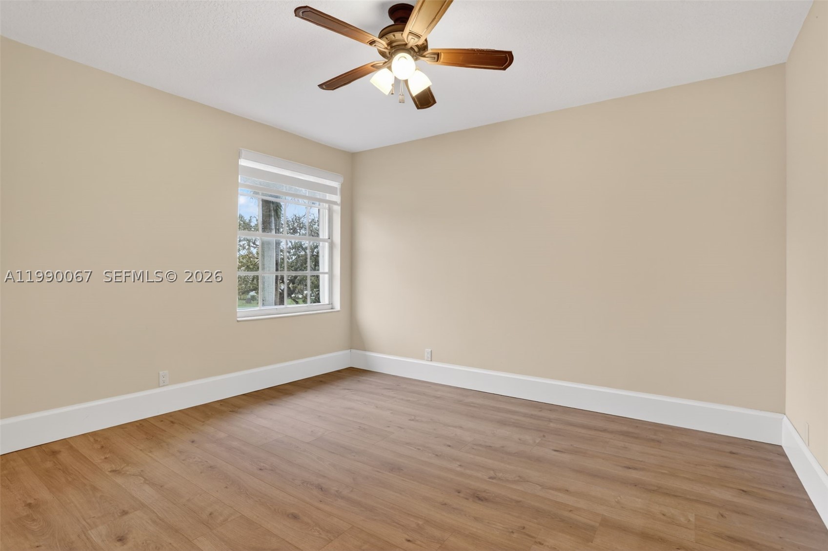 4953 Kensington Cir, Coral Springs FL 33076