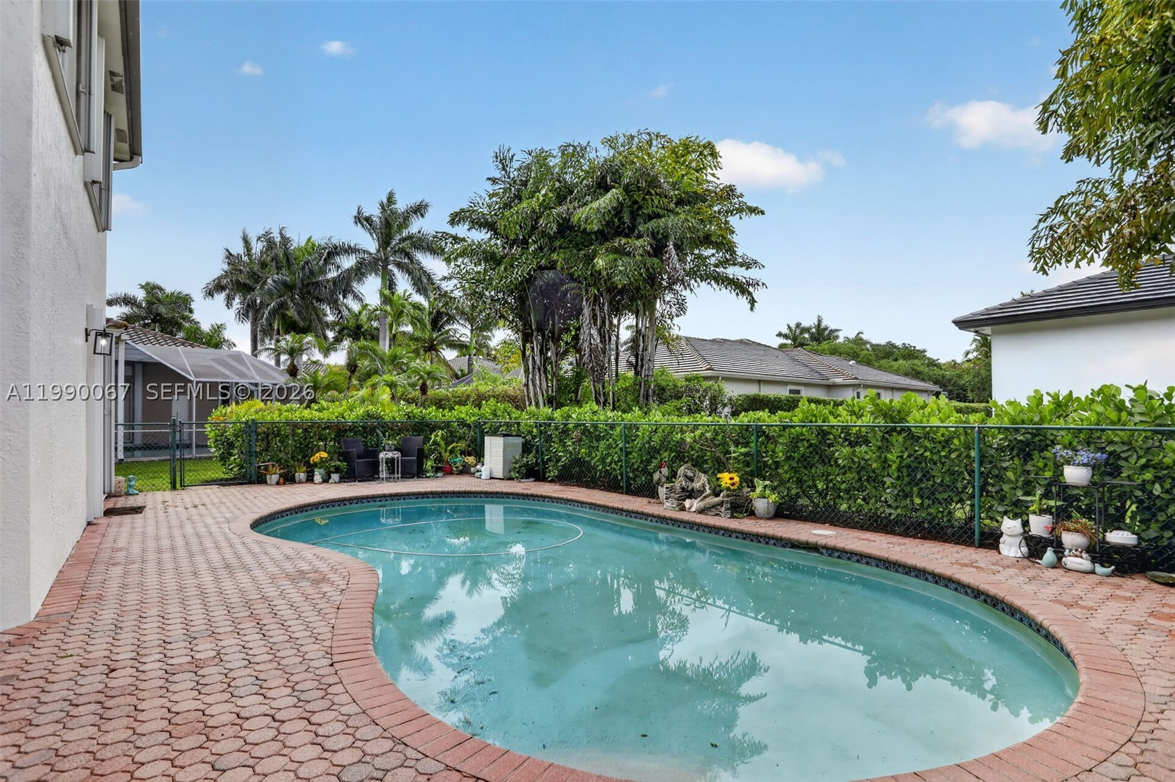 4953 Kensington Cir, Coral Springs FL 33076