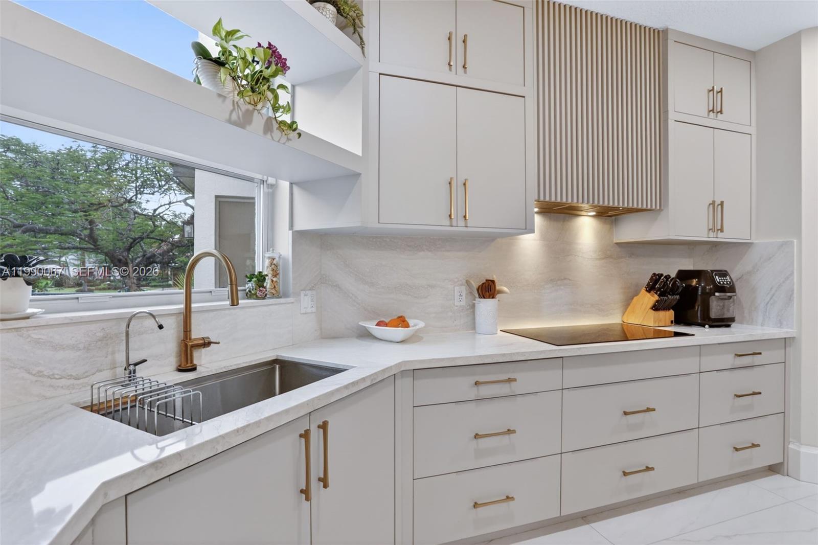 4953 Kensington Cir, Coral Springs FL 33076