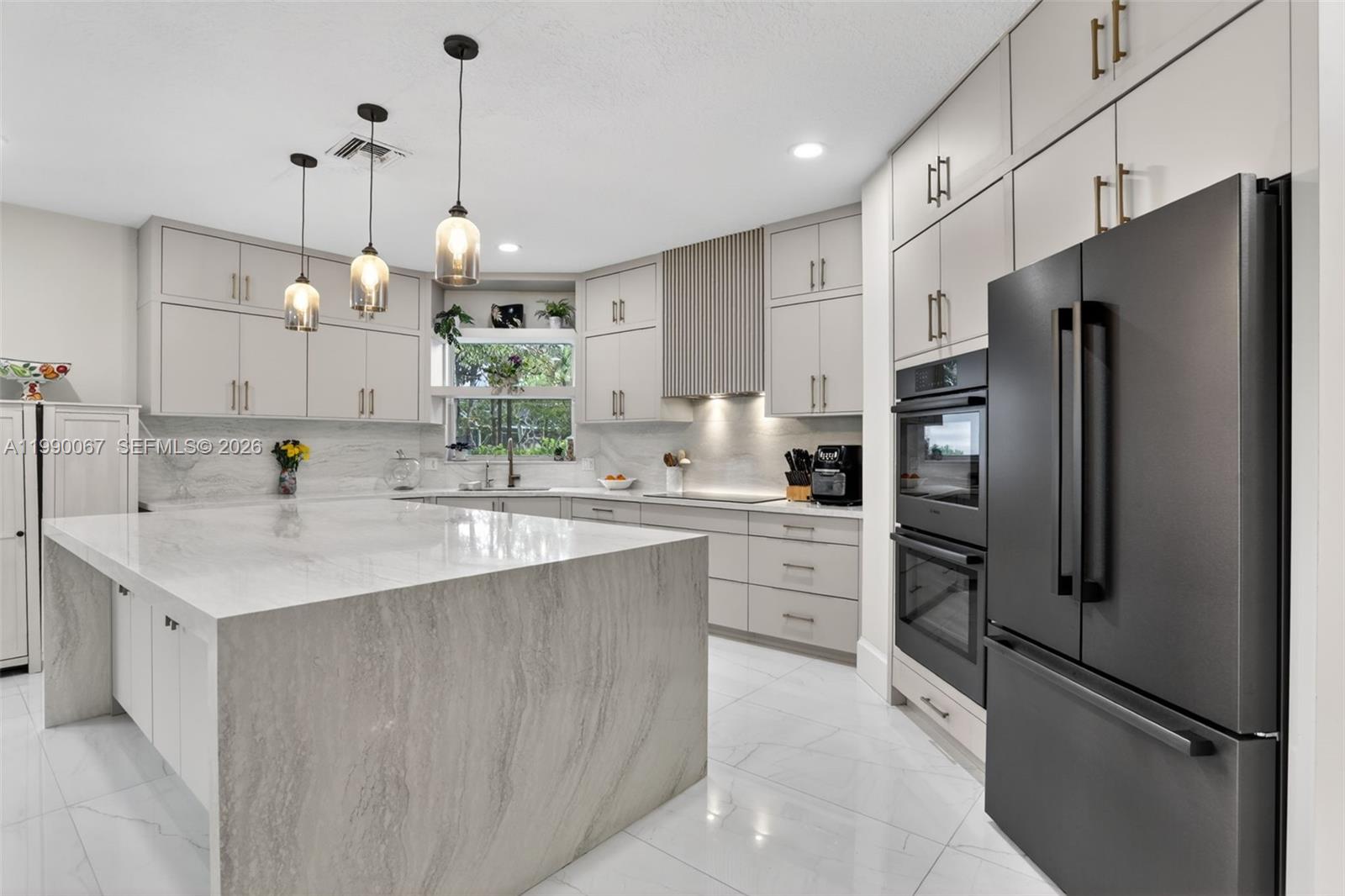 4953 Kensington Cir, Coral Springs FL 33076
