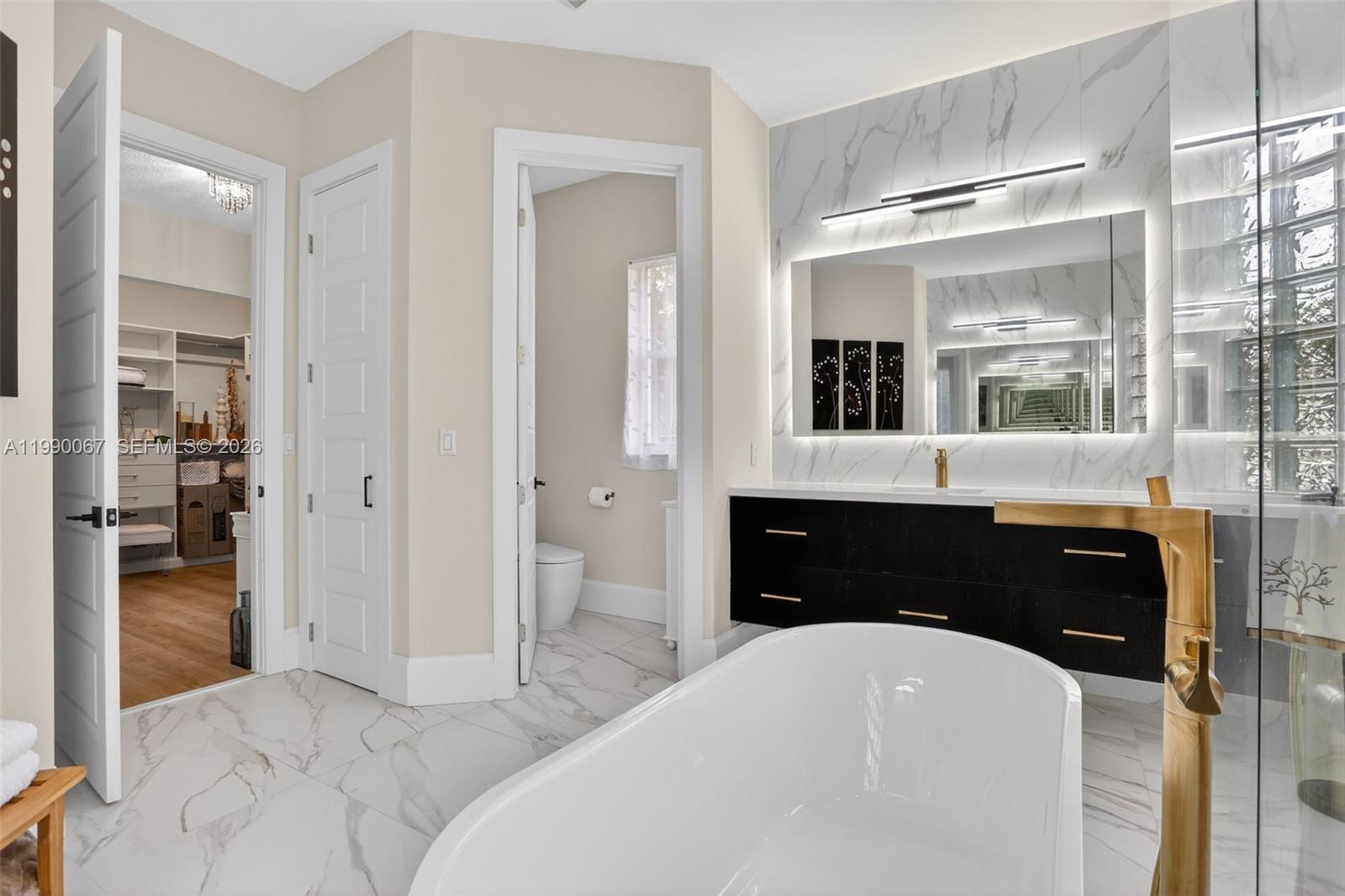 4953 Kensington Cir, Coral Springs FL 33076