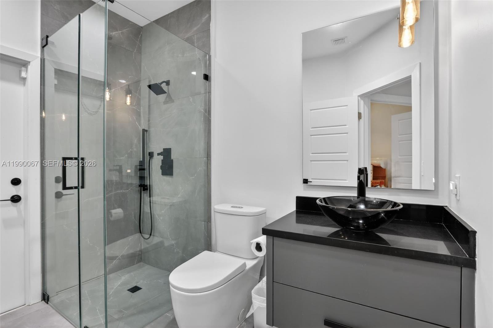 4953 Kensington Cir, Coral Springs FL 33076