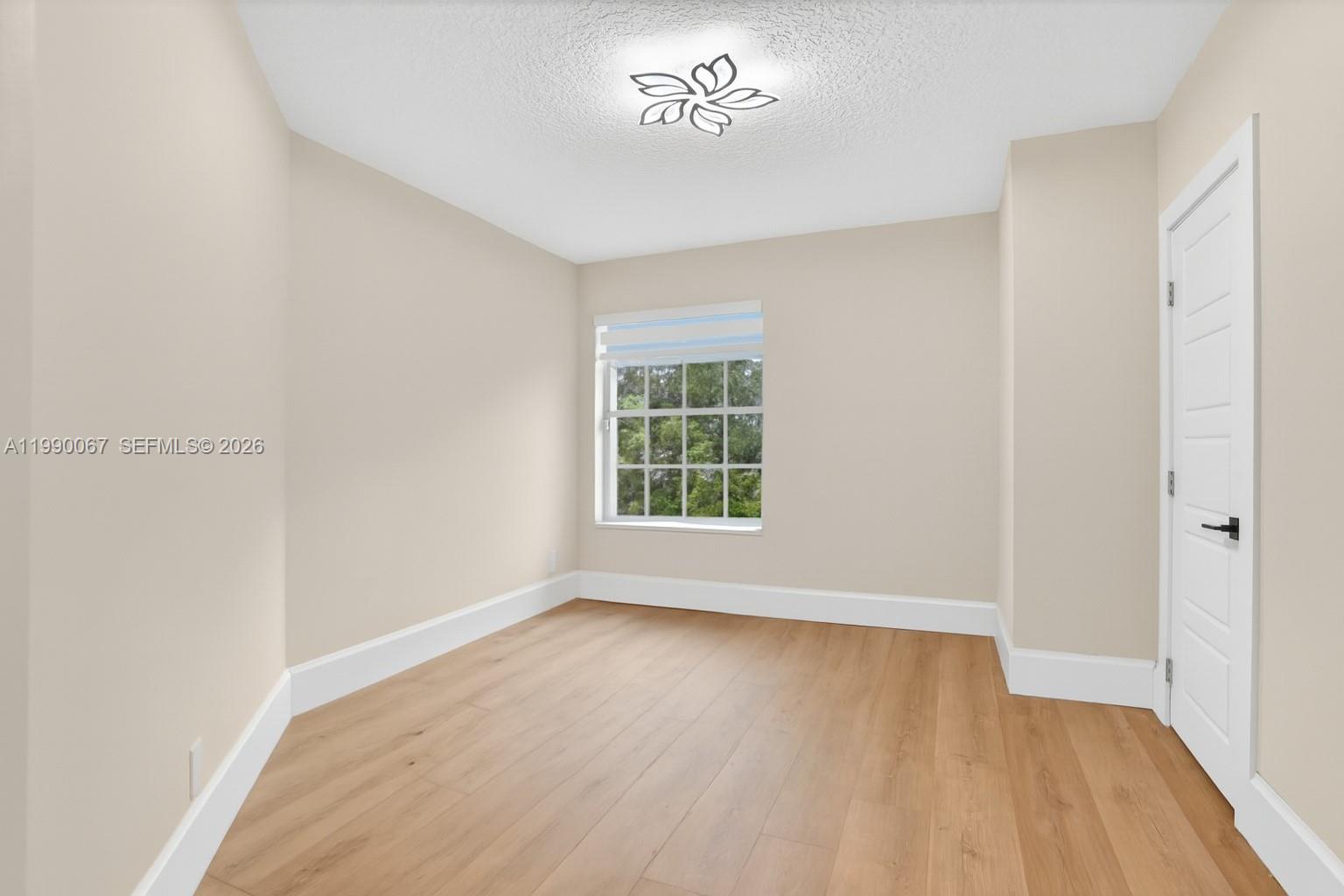 4953 Kensington Cir, Coral Springs FL 33076