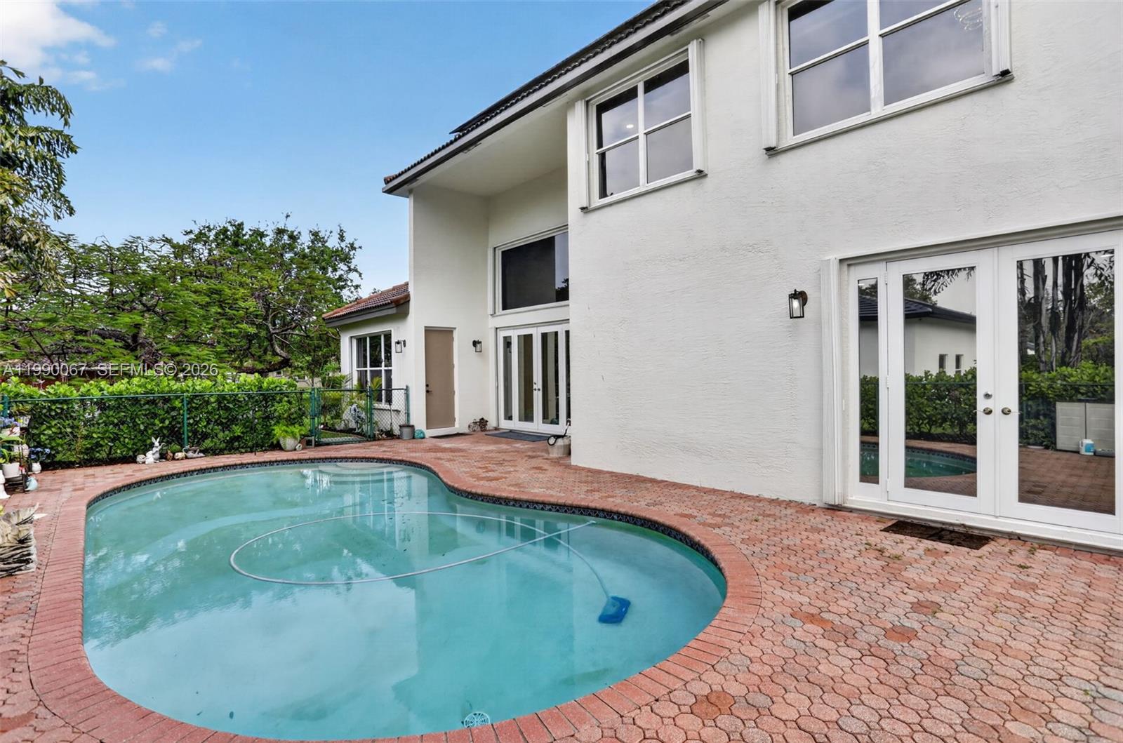 4953 Kensington Cir, Coral Springs FL 33076