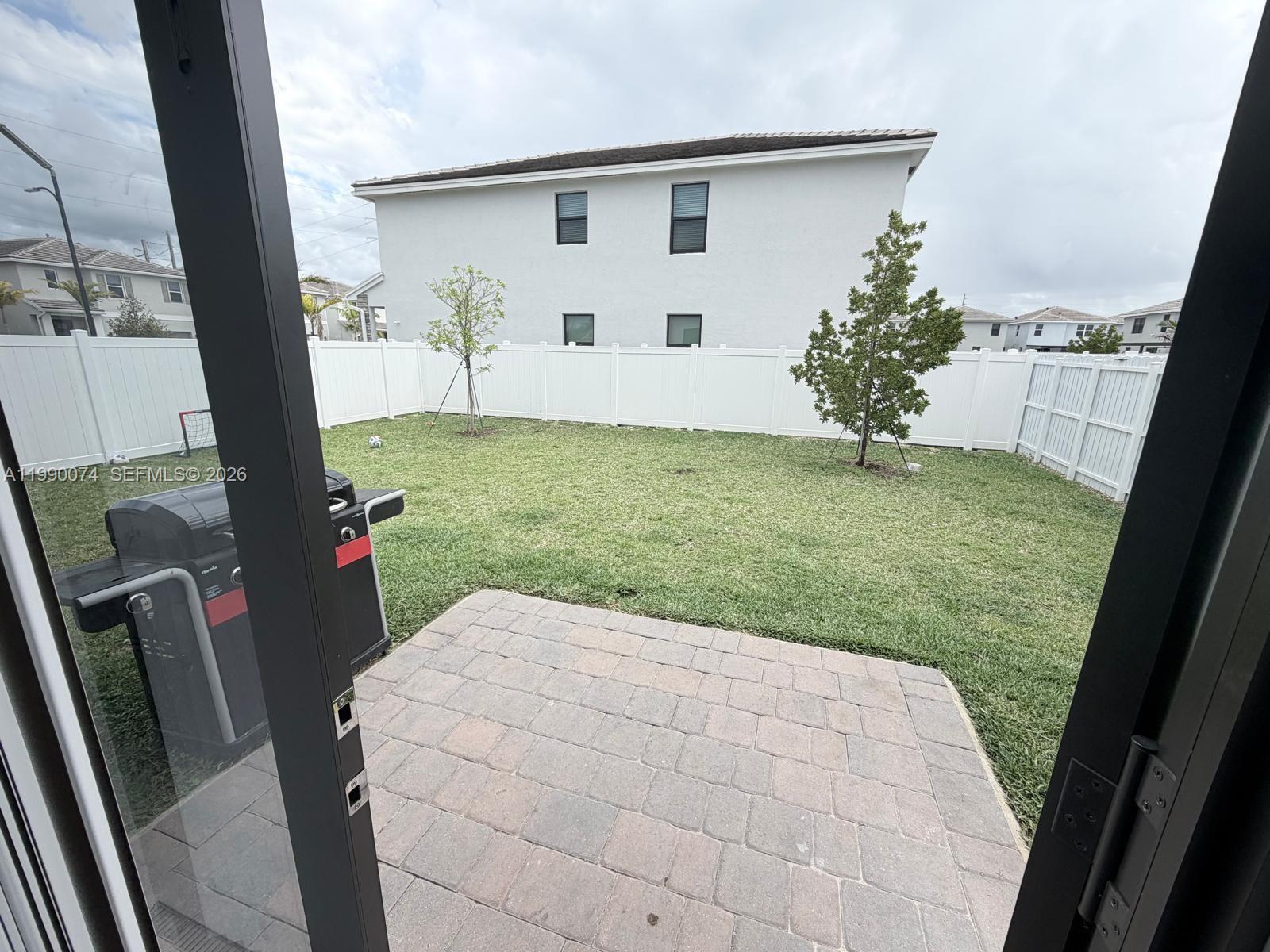 1686 SE 6th St, Homestead FL 33033