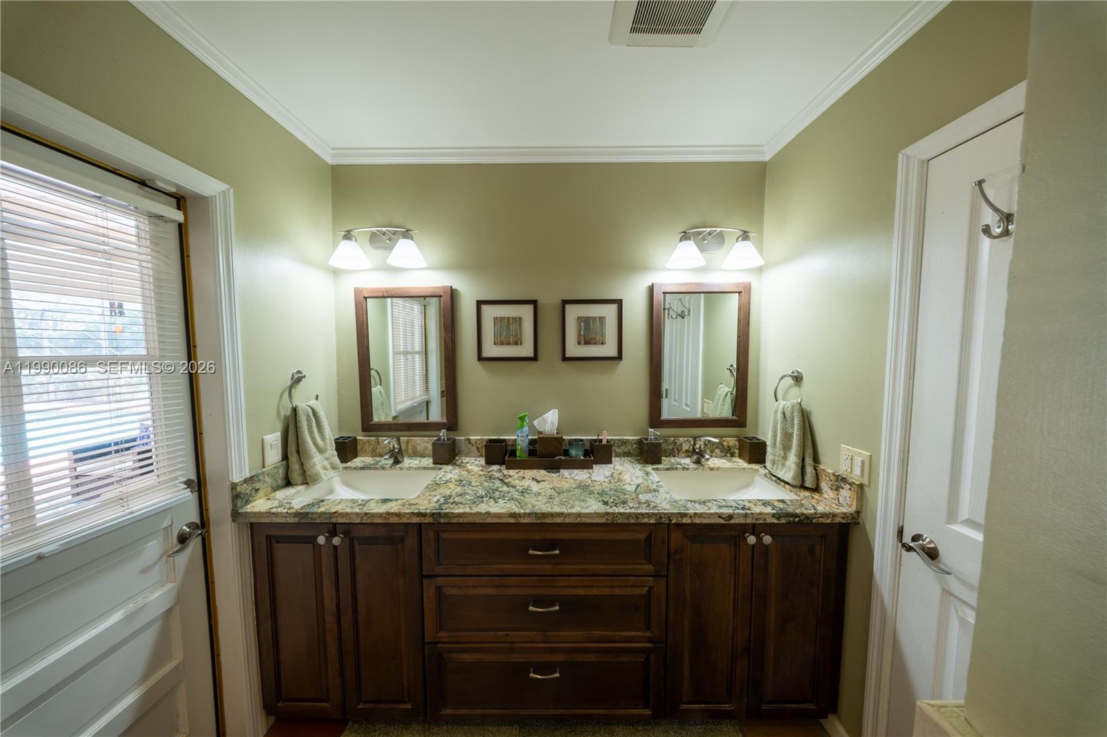 16445 SW 80th Ave, Palmetto Bay FL 33157