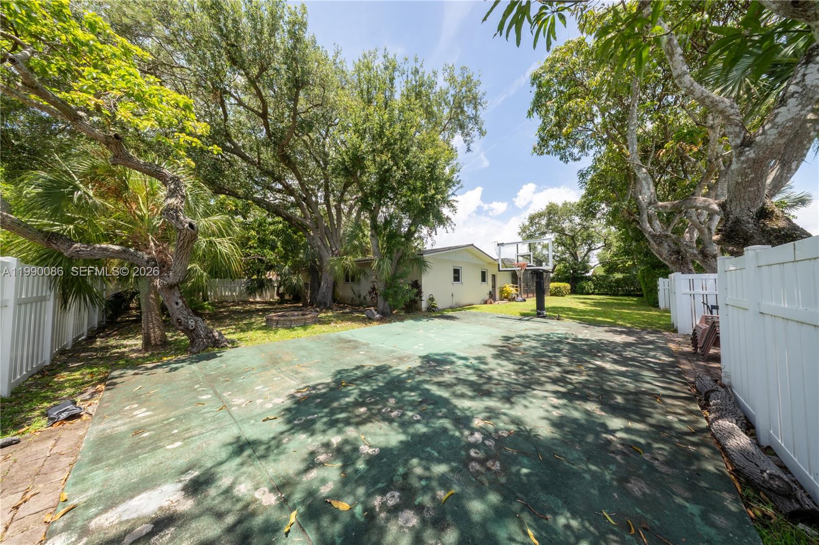 16445 SW 80th Ave, Palmetto Bay FL 33157
