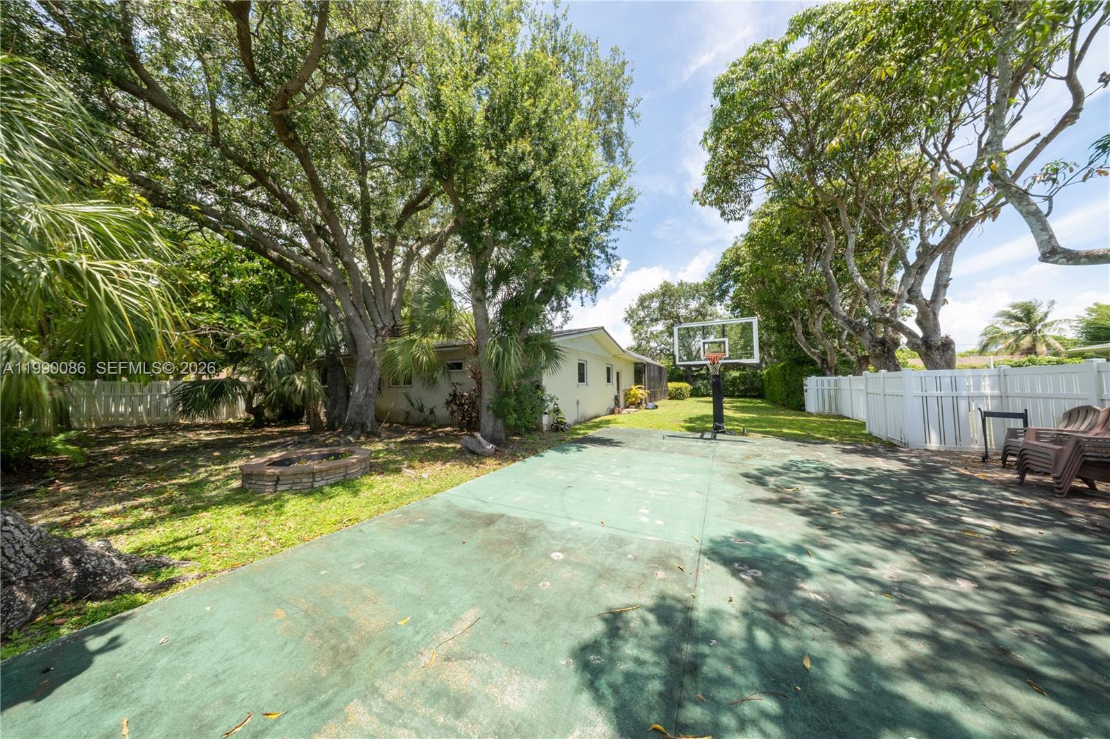 16445 SW 80th Ave, Palmetto Bay FL 33157