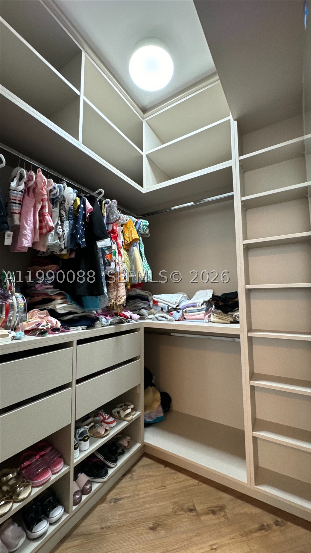 20000 E Country Club Dr #1016, Aventura FL 33180