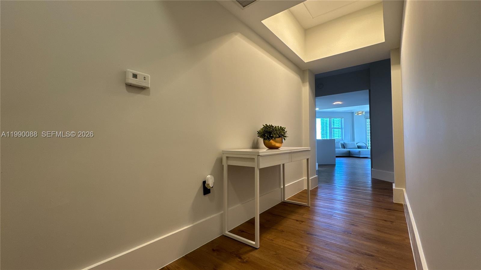 20000 E Country Club Dr #1016, Aventura FL 33180