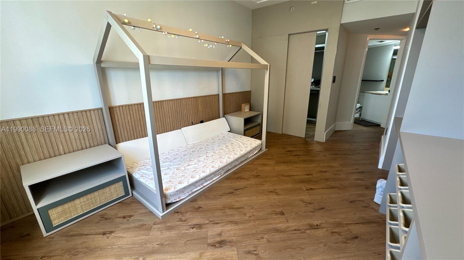 20000 E Country Club Dr #1016, Aventura FL 33180