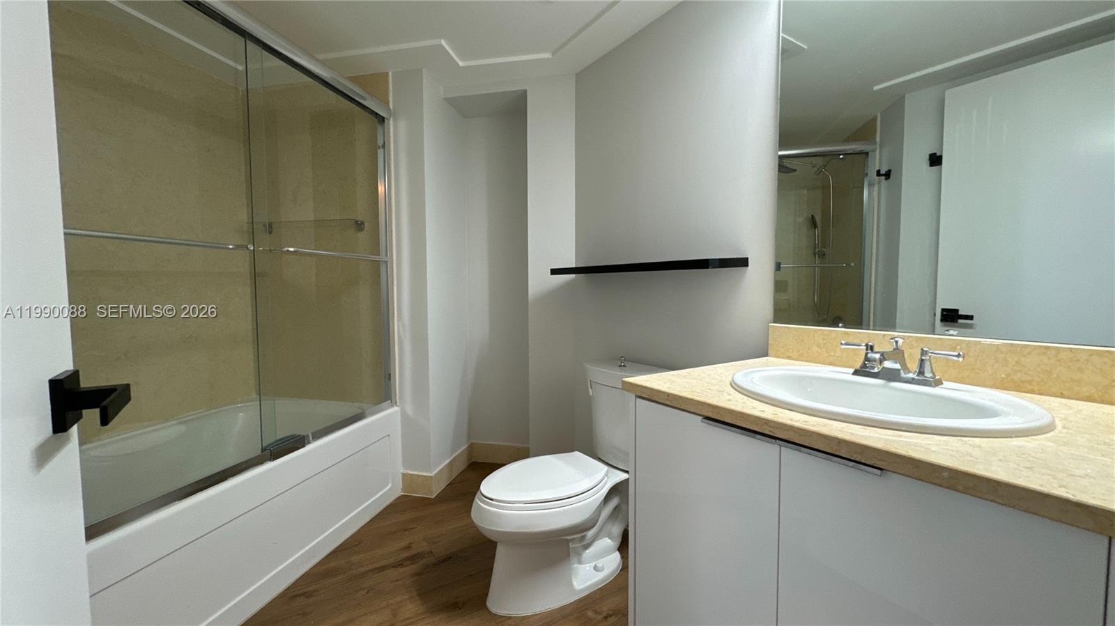 20000 E Country Club Dr #1016, Aventura FL 33180