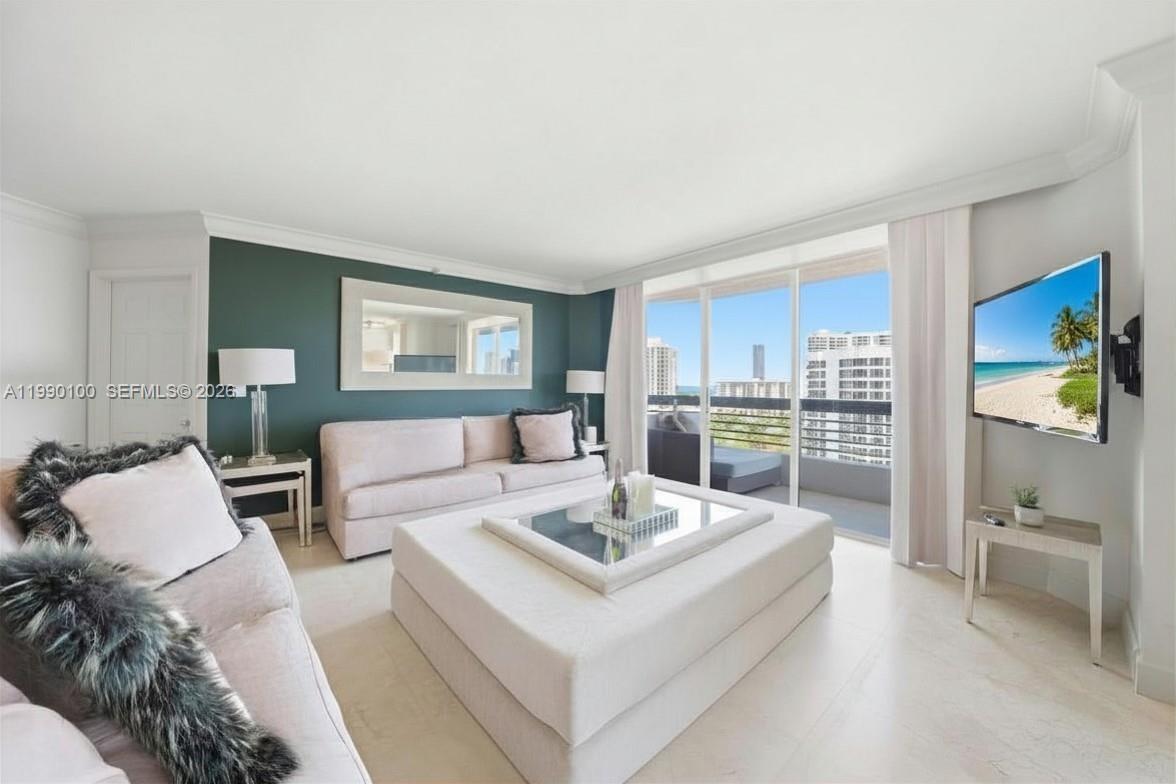 3530 Mystic Pointe Dr #1714, Aventura FL 33180