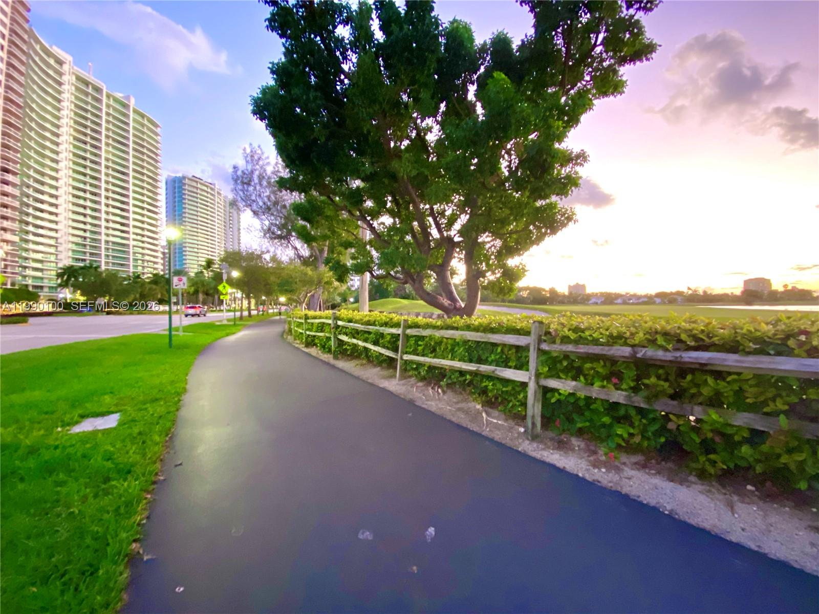 3530 Mystic Pointe Dr #1714, Aventura FL 33180
