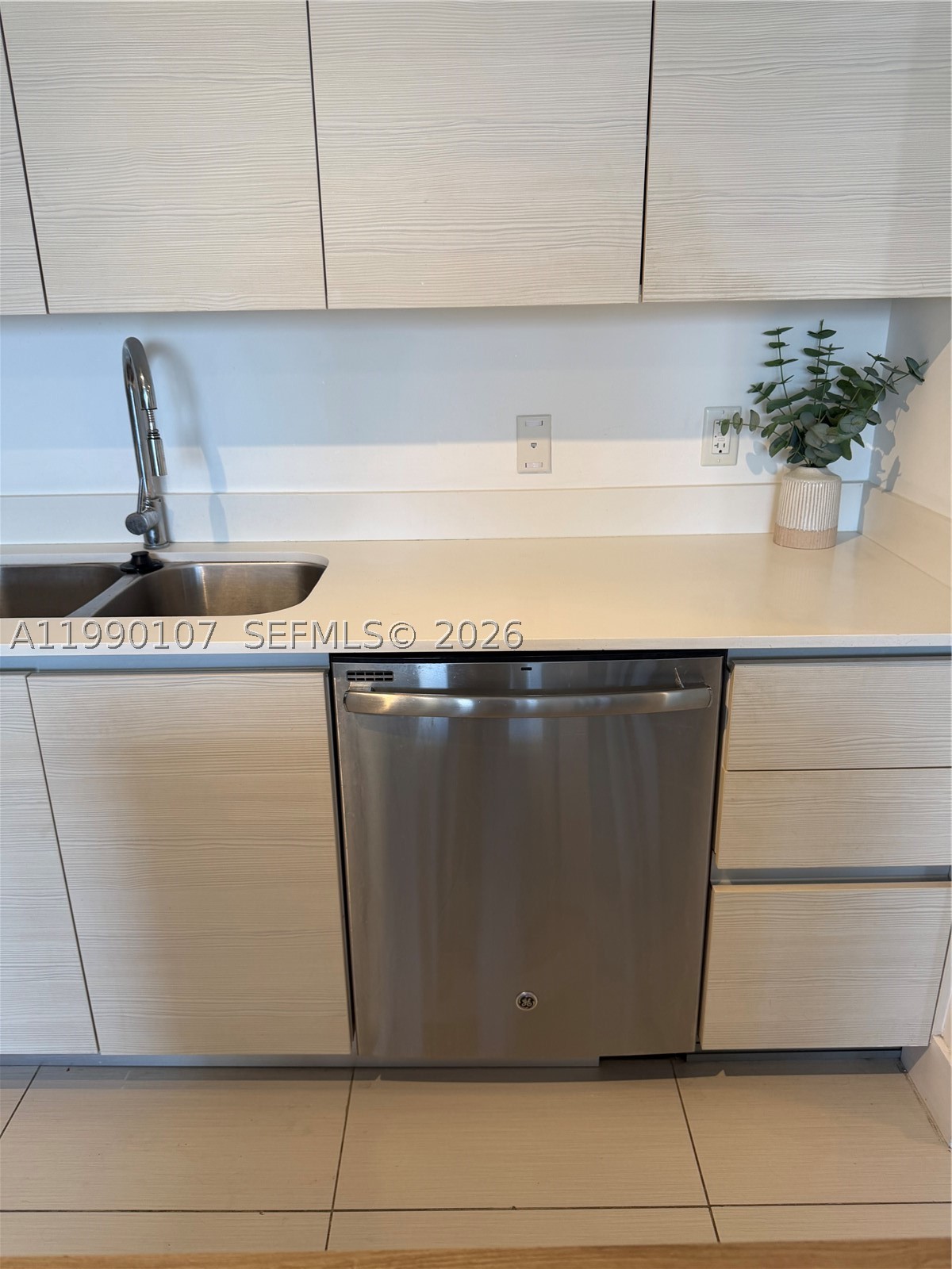 4250 Biscayne Blvd #1115, Miami FL 33137