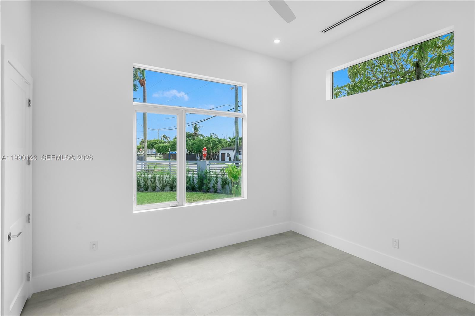 9895 NW 26th St, Doral FL 33172