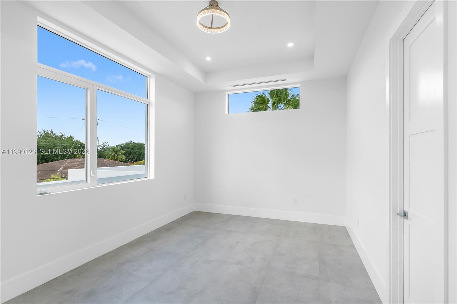 9895 NW 26th St, Doral FL 33172