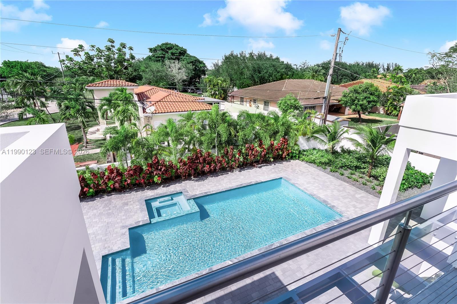 9895 NW 26th St, Doral FL 33172