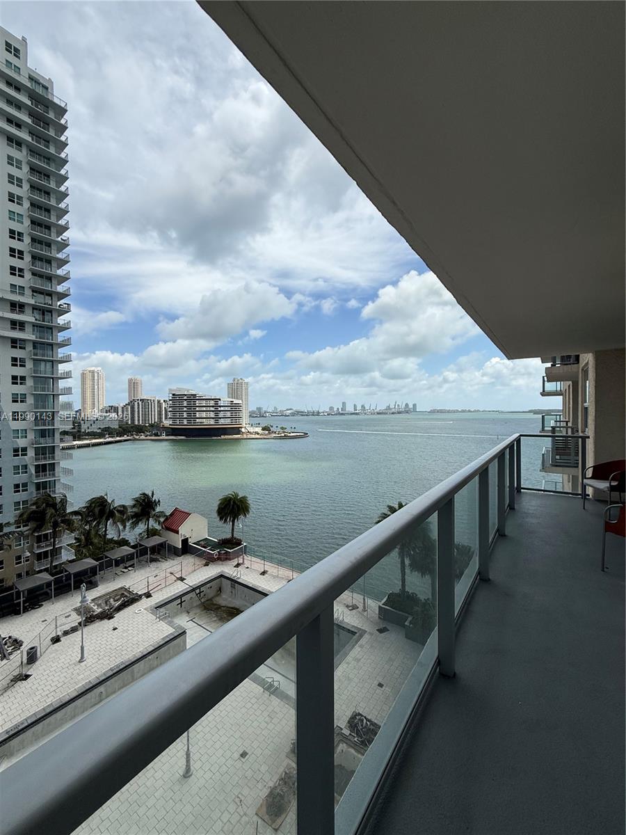1155 Brickell Bay Dr #1206, Miami FL 33131