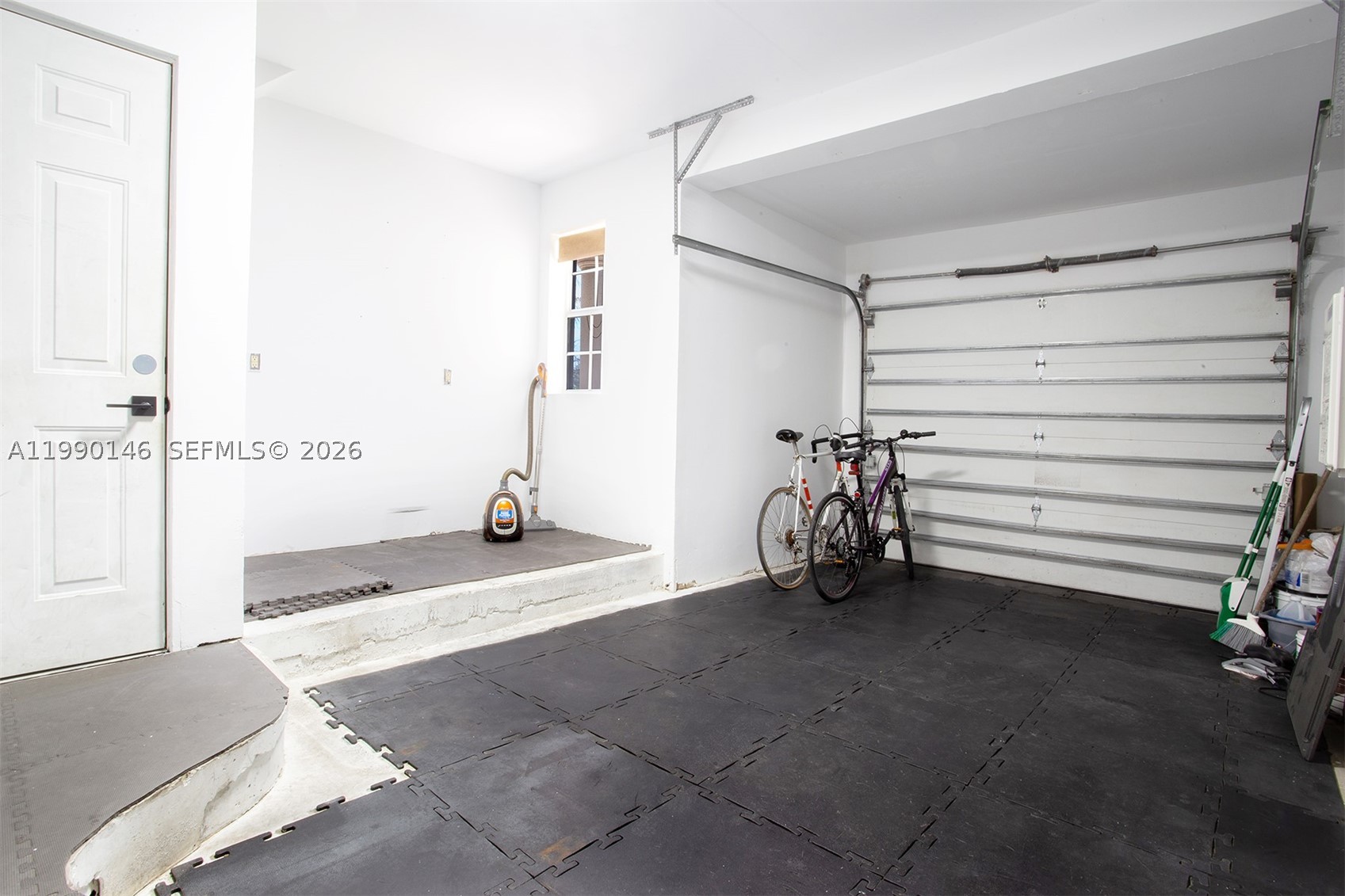 545 S Shore Dr, Miami Beach FL 33141
