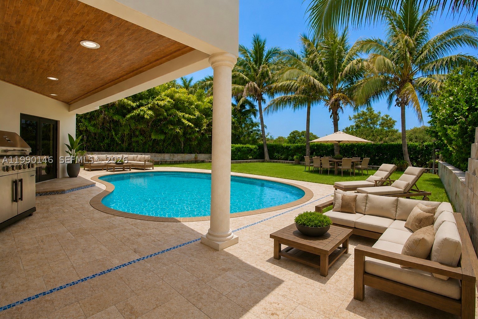 545 S Shore Dr, Miami Beach FL 33141