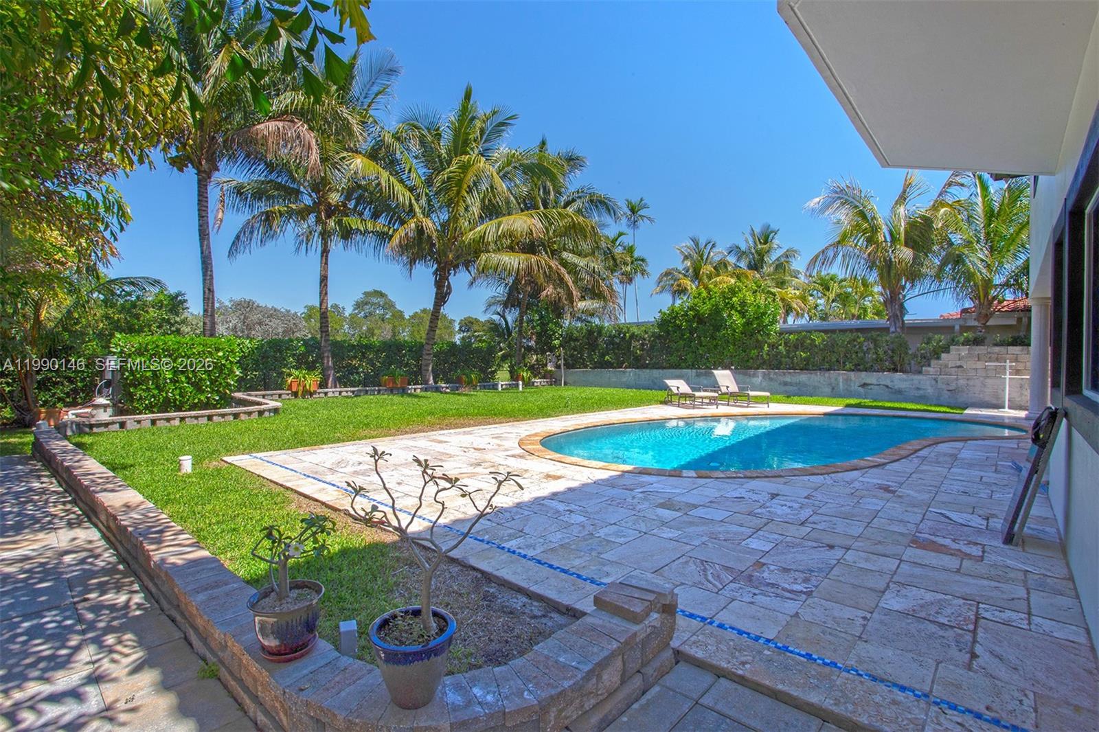 545 S Shore Dr, Miami Beach FL 33141